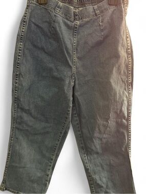 White Stag Light Blue Denim Capri Jeans